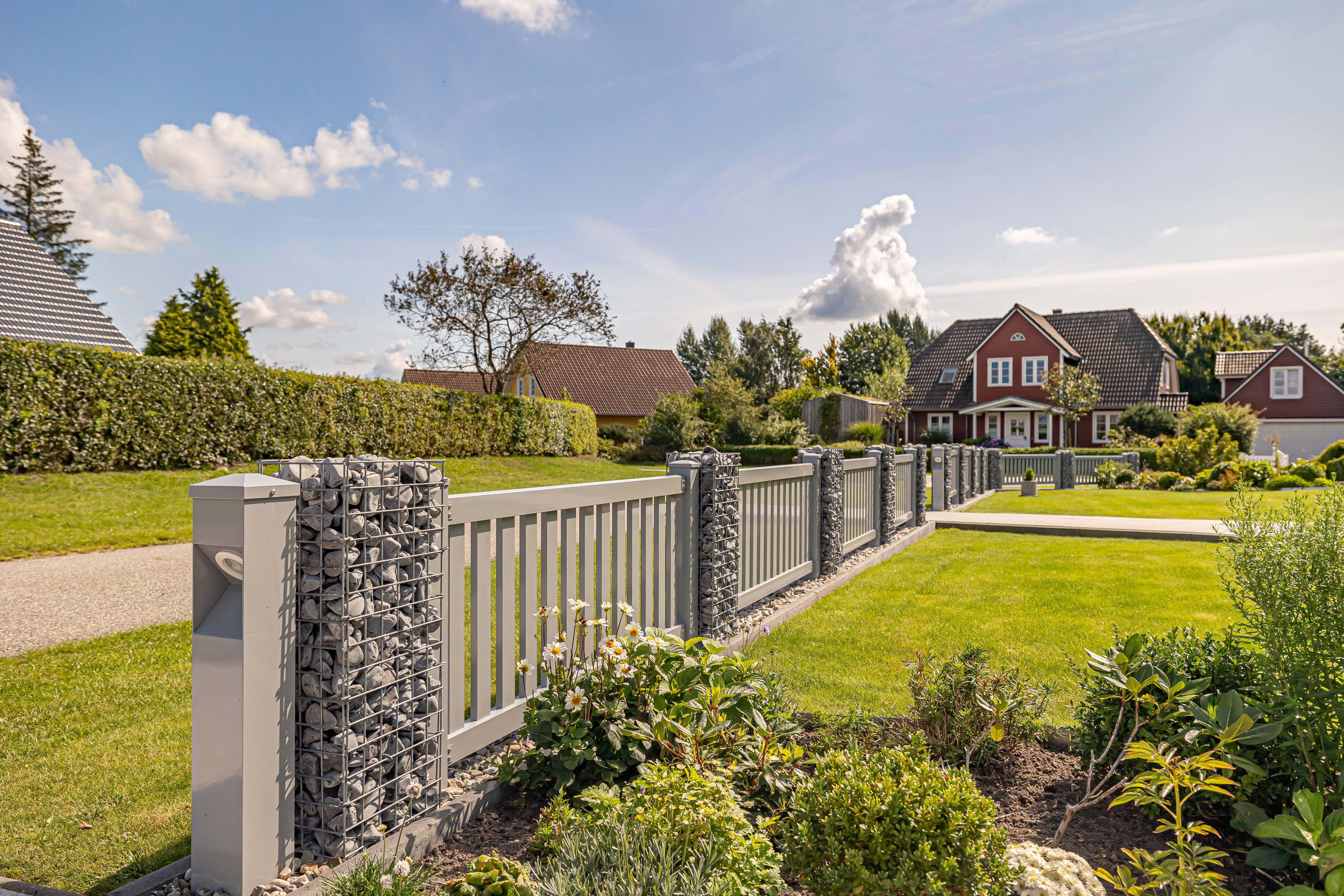 Gabionen Säulen - Werten Sie Ihren Garten mit einzigartigen Steinkörben auf